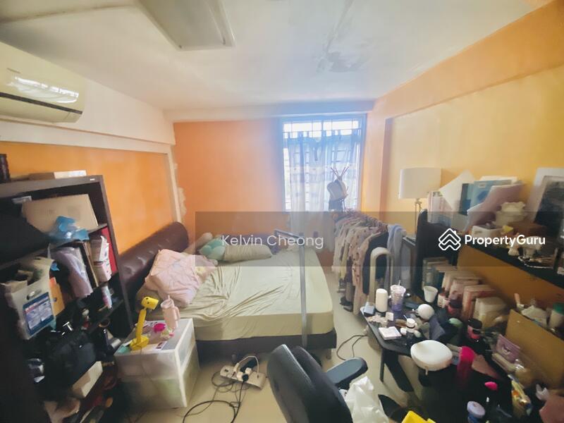 619 Hougang Avenue 8