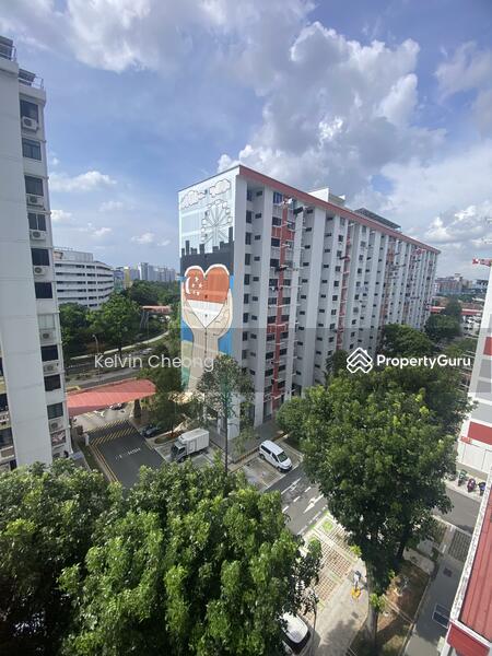 619 Hougang Avenue 8