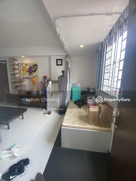 619 Hougang Avenue 8
