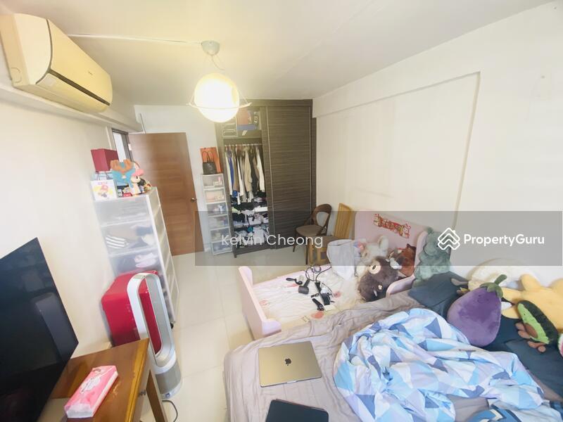 619 Hougang Avenue 8