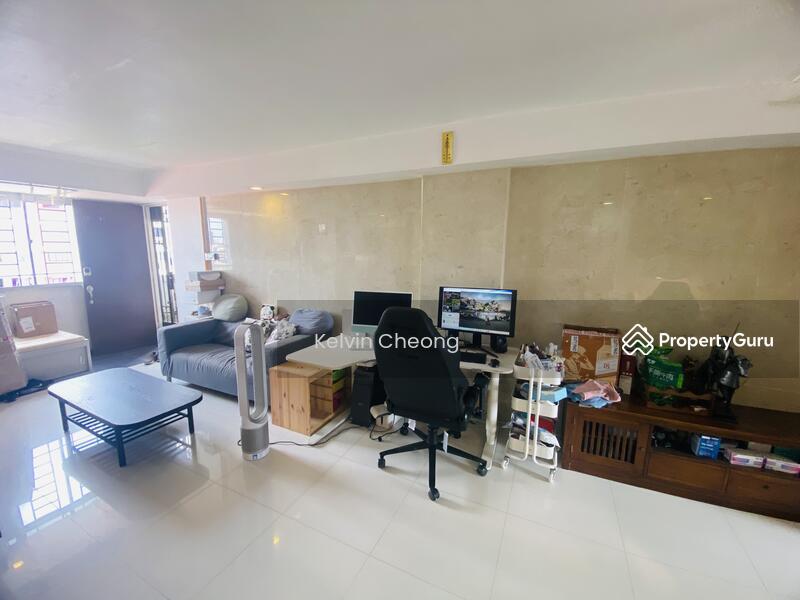 619 Hougang Avenue 8