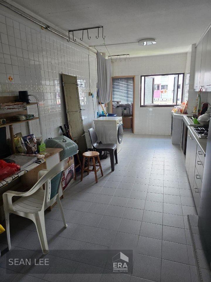 Prop-GPT: HDB - 2 room: D04 Telok Blangah 63 Telok Blangah Heights