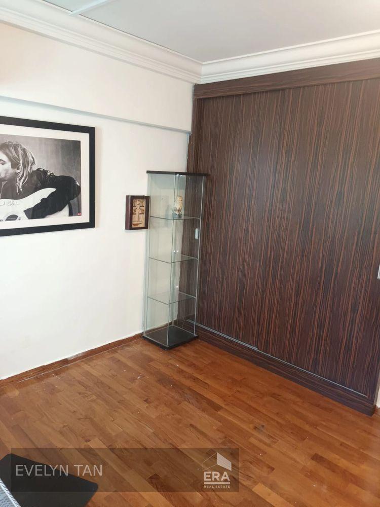 HDB - 2 room for Sale: Pandan Gardens, Jurong East, D22, 600415