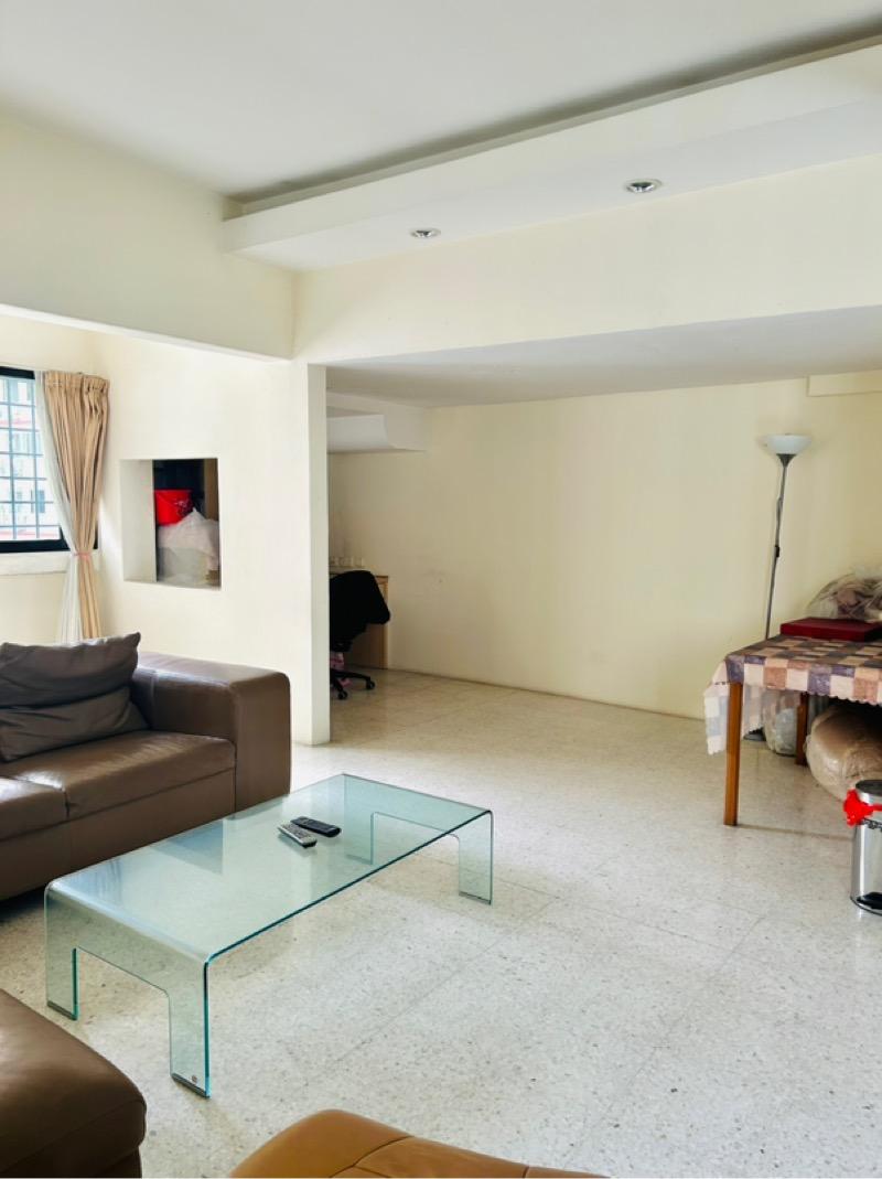 Condominium for Sale: D09, 238143
