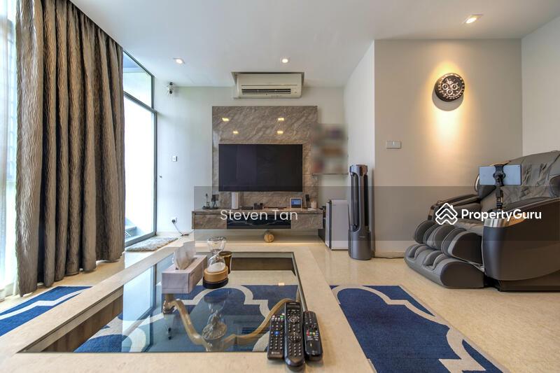 Prop-GPT: Condominium: D15  Malvern Springs