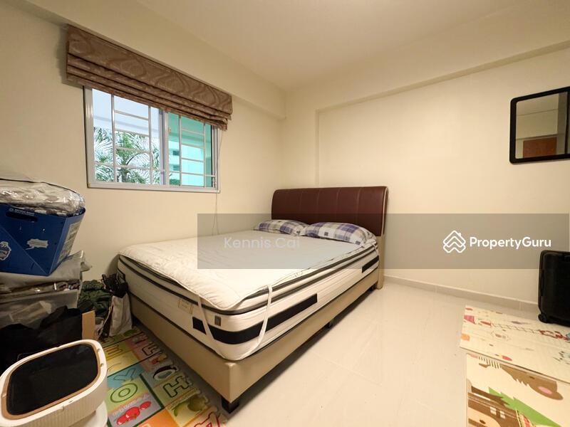 HDB Flat for Sale: D14, 390054
