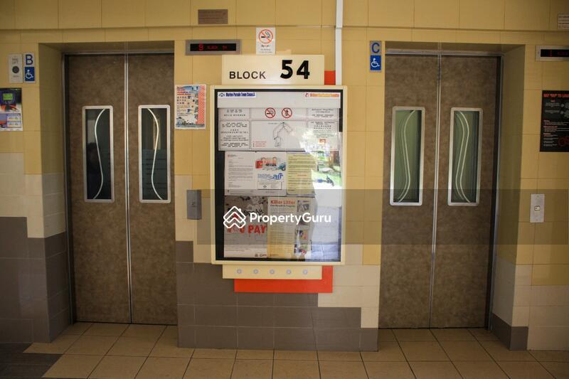 HDB Flat for Sale: D14, 390054