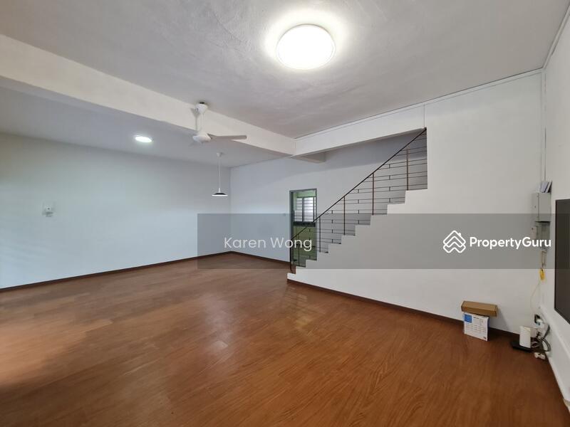 Terrace for Sale: D21, 596406