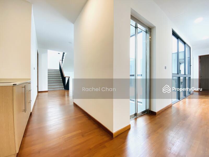 Detached for Sale: D15, 450000