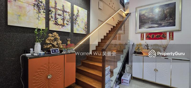 Prop-GPT: Semi-Detached: D27  Sembawang Straits Estate