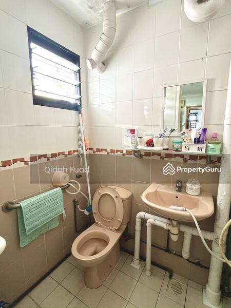 HDB Flat for Sale: D16, 461044