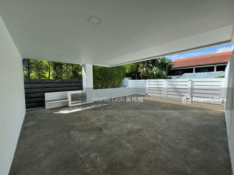 Bungalow - Good Class for Sale: Holland, D10, 278995