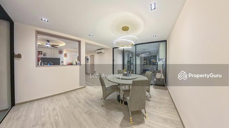 Prop-GPT: HDB Flat: D27 Yishun 871 Yishun Street 81