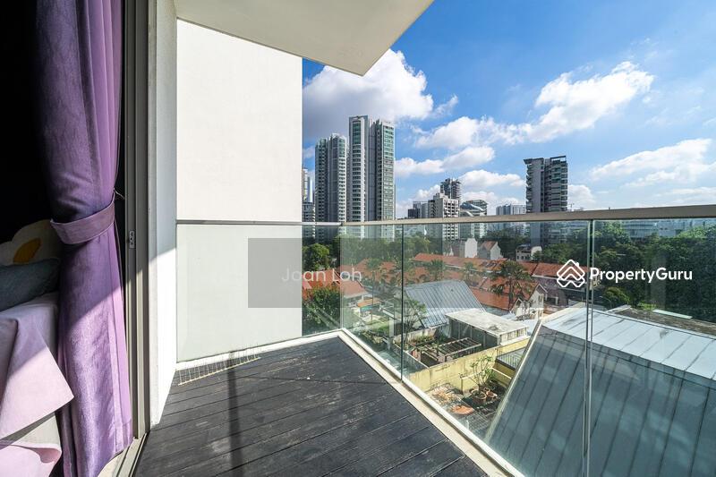 Condominium for Sale: Cairnhill, D09, 228600