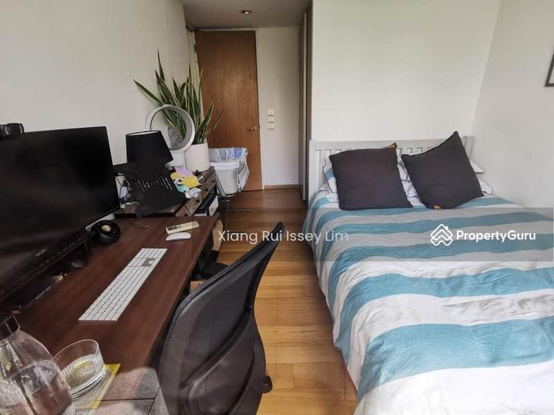 Condominium for Sale: D04, 098449