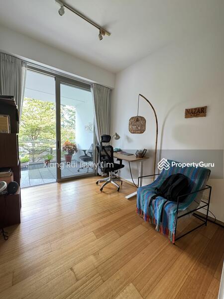 Condominium for Sale: D04, 098449