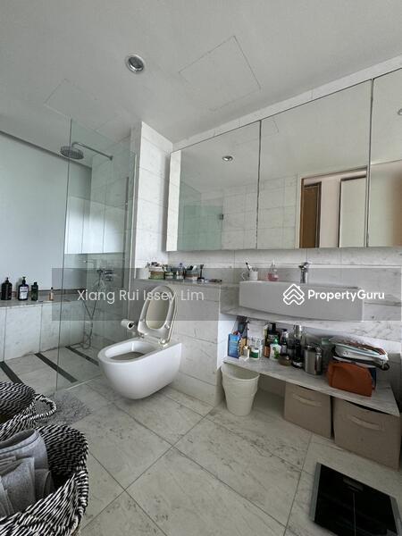 Condominium for Sale: D04, 098449