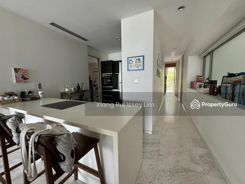 Condominium for Sale: D04, 098449