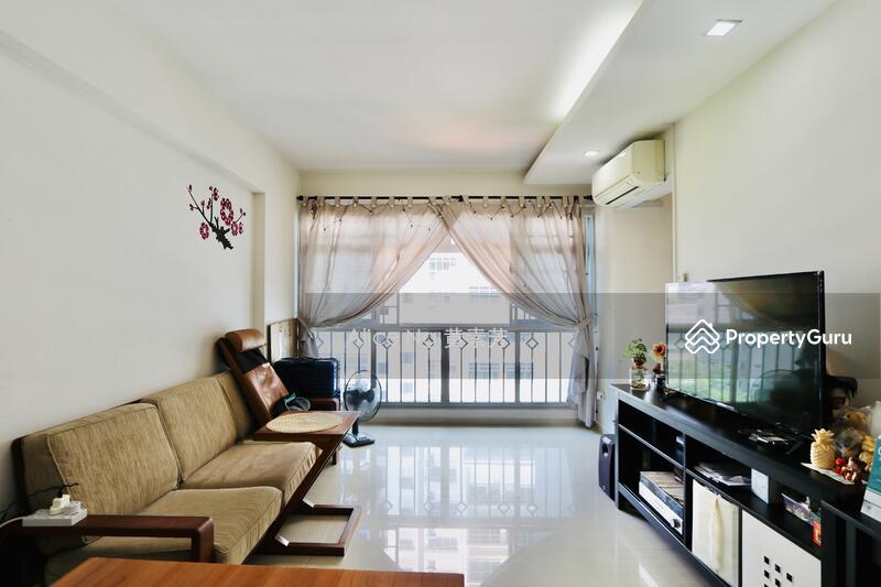 Prop-GPT: HDB Flat: D03  50 Strathmore Avenue