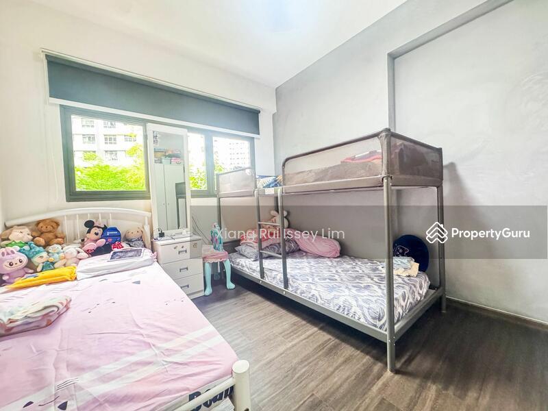 HDB Flat for Sale: Yishun, D27, 763478