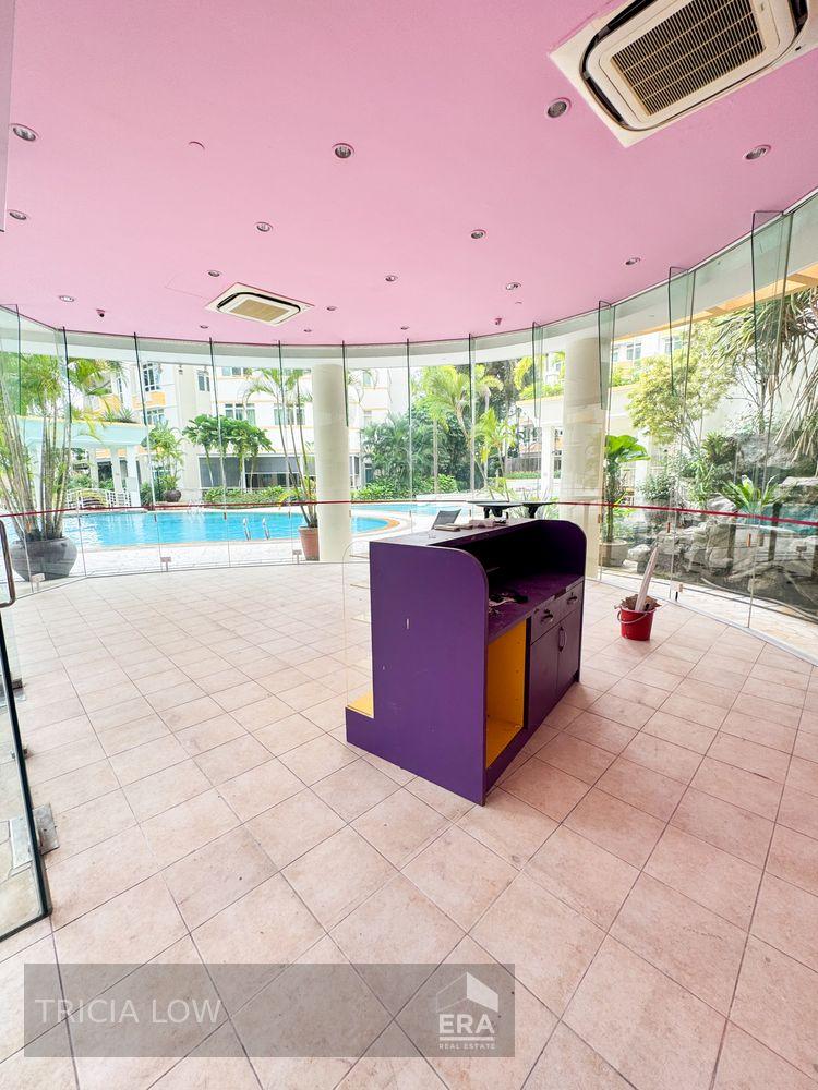 Rare Freehold Condo Shop for Sale and Rent, Ground Floor Gem!