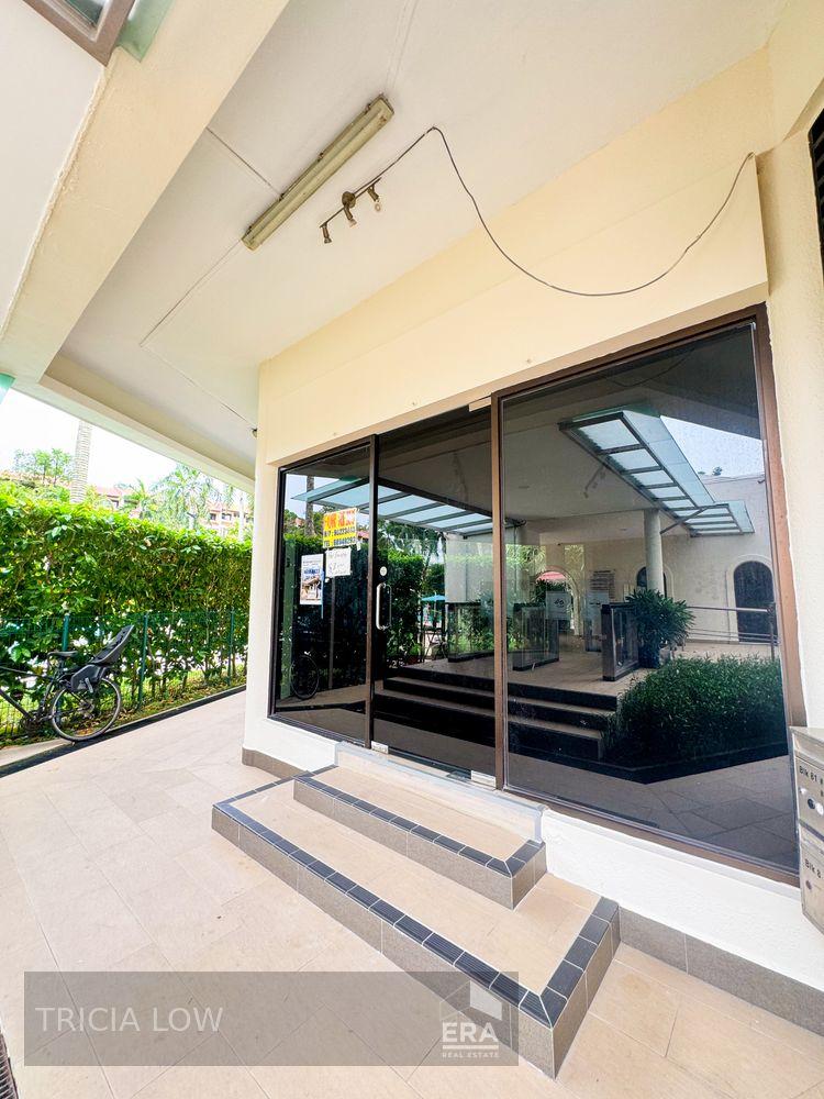 Freehold Retail Shop for Sale and Rent, High Footfall Location!