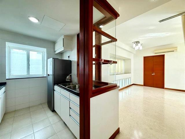 Cote D'Azur Condominium For Sale, $1,700,000, 1 Bed 1 Bath 839 sqft $2,026.00 psf
