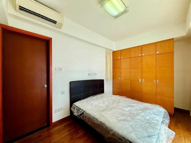 Cote D'Azur Condominium For Sale, $1,700,000, 1 Bed 1 Bath 839 sqft $2,026.00 psf