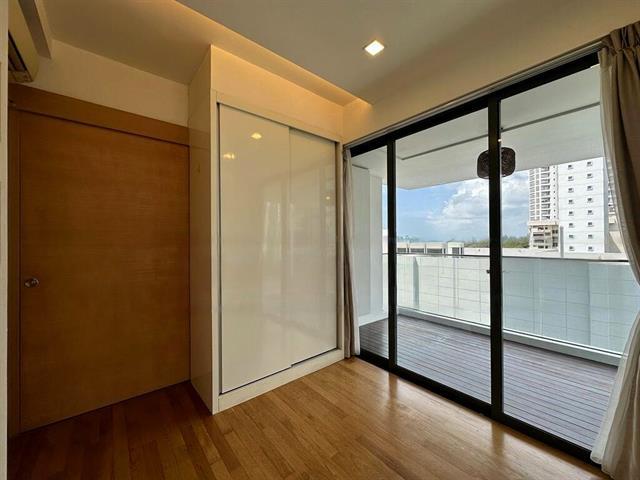 Apartment for Sale: D15, 439871
