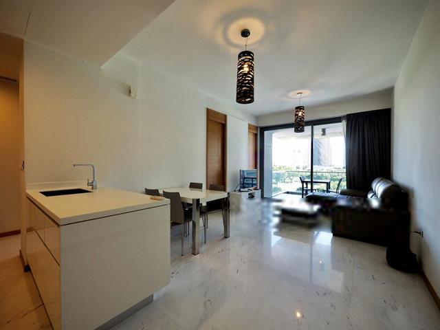 Prop-GPT: Apartment: D07  Concourse Skyline
