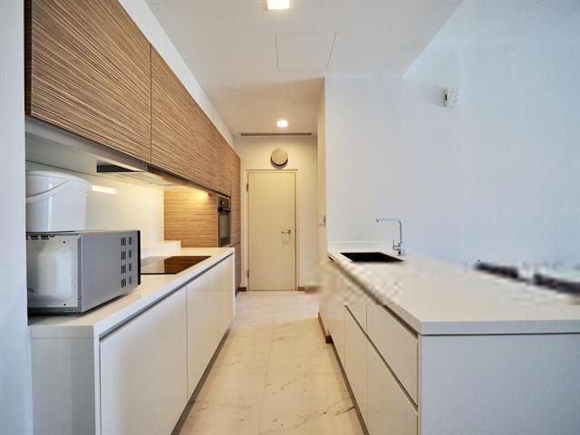 Concourse Skyline Apartment For Sale, $1,620,000, 1 Bed 1 Bath 872 sqft $1,858.00 psf