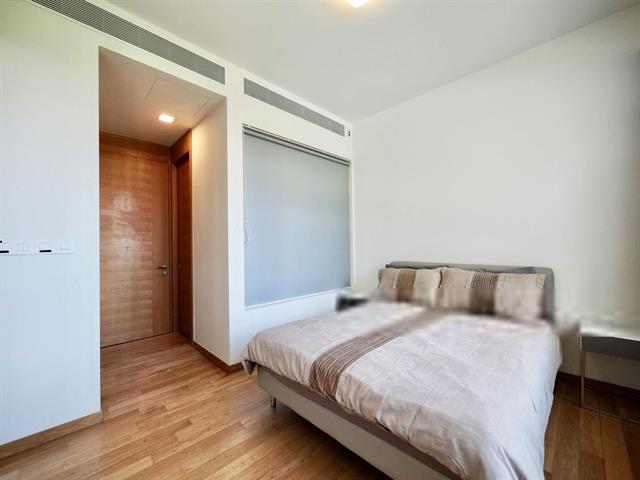 Concourse Skyline Apartment For Sale, $1,620,000, 1 Bed 1 Bath 872 sqft $1,858.00 psf