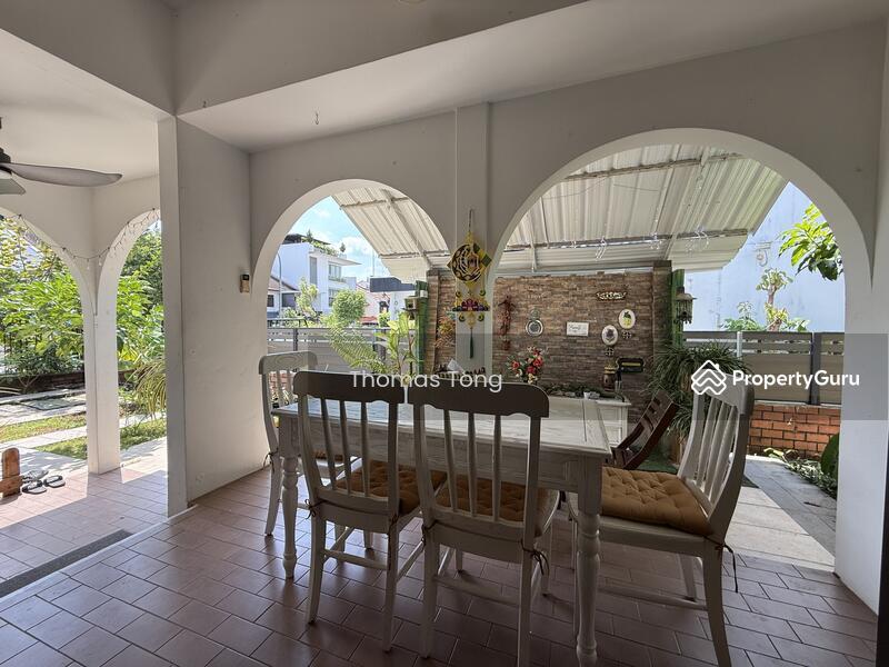 Semi-Detached for Sale: D27, 758615