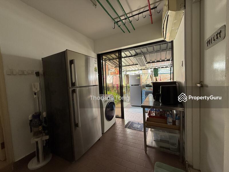 Semi-Detached for Sale: D27, 758615