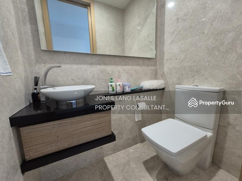 Condominium for Sale: Marina, D01, 018980