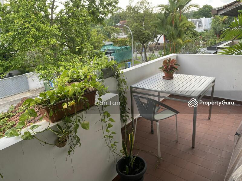 Semi-Detached for Sale: Holland, D10, 279419
