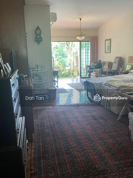 Semi-Detached for Sale: Holland, D10, 279419