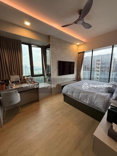 Prop-GPT: Apartment: D15  Meier Suites