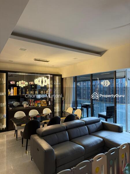 Apartment for Sale: D15, 438051