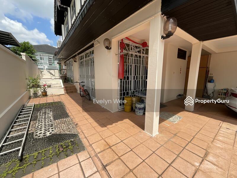 Corner Terrace for Sale: D23, 670000