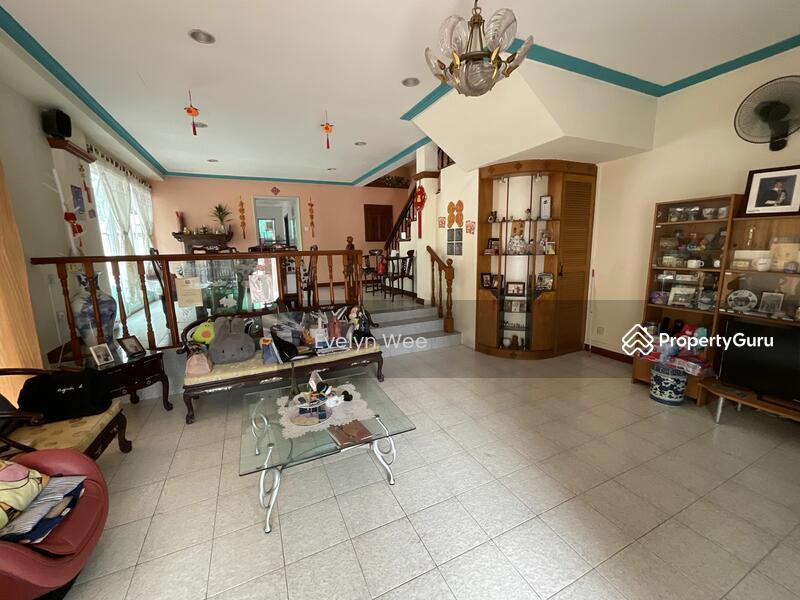 Corner Terrace for Sale: D23, 670000