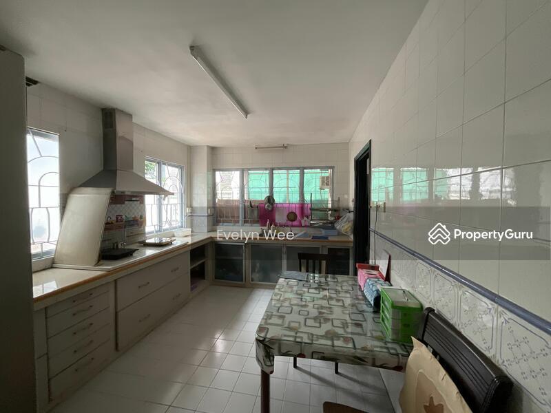 Corner Terrace for Sale: D23, 670000