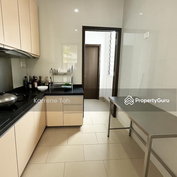 Kovan, Simon, Highland, Flower Road