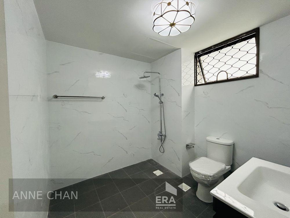 Unblocked City & Natural Park View Spacious Penthouse!