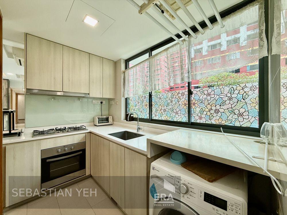 Affordable Thomson Three 4 Bedrooms 4 Bathrooms, 1485 Sqft for Sale