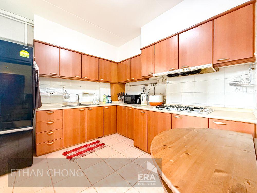 Prop-GPT: HDB - 4 room: D23 Bukit Panjang 523 Jelapang Road