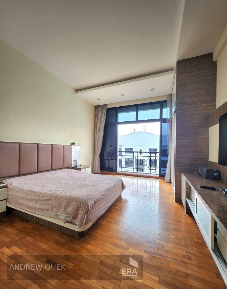 Condominium for Sale: Chwee Chian Road, Pasir Panjang, D05, 119749
