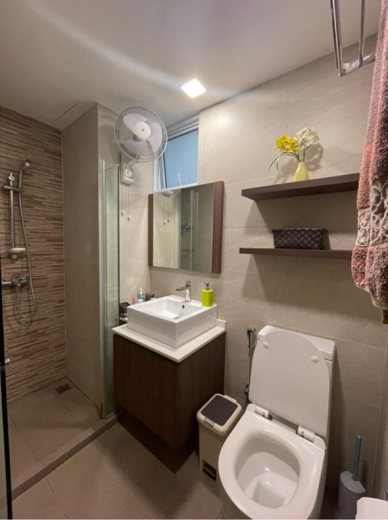 Eastvale Condominium For Sale, $1,750,000, 3 Bed 3 Bath 1,292 sqft $1,354.00 psf