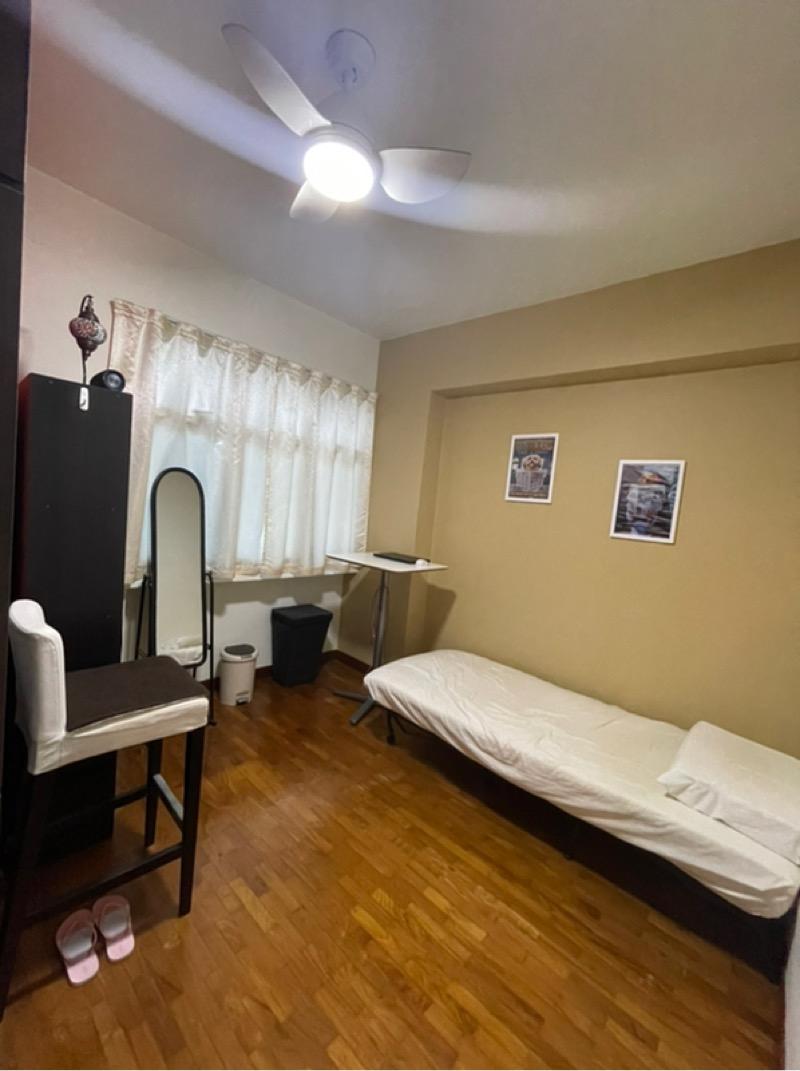 Eastvale Condominium For Sale, $1,750,000, 3 Bed 3 Bath 1,292 sqft $1,354.00 psf