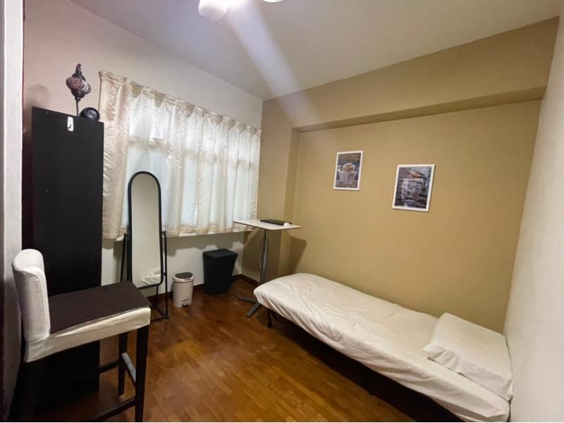 Eastvale Condominium For Sale, $1,750,000, 3 Bed 3 Bath 1,292 sqft $1,354.00 psf